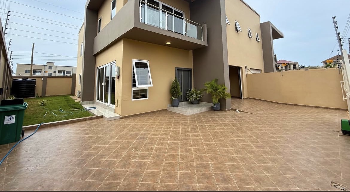 3 BEDROOM + BOYS QUARTERS